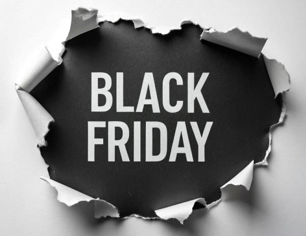 Black-Friday-CMS